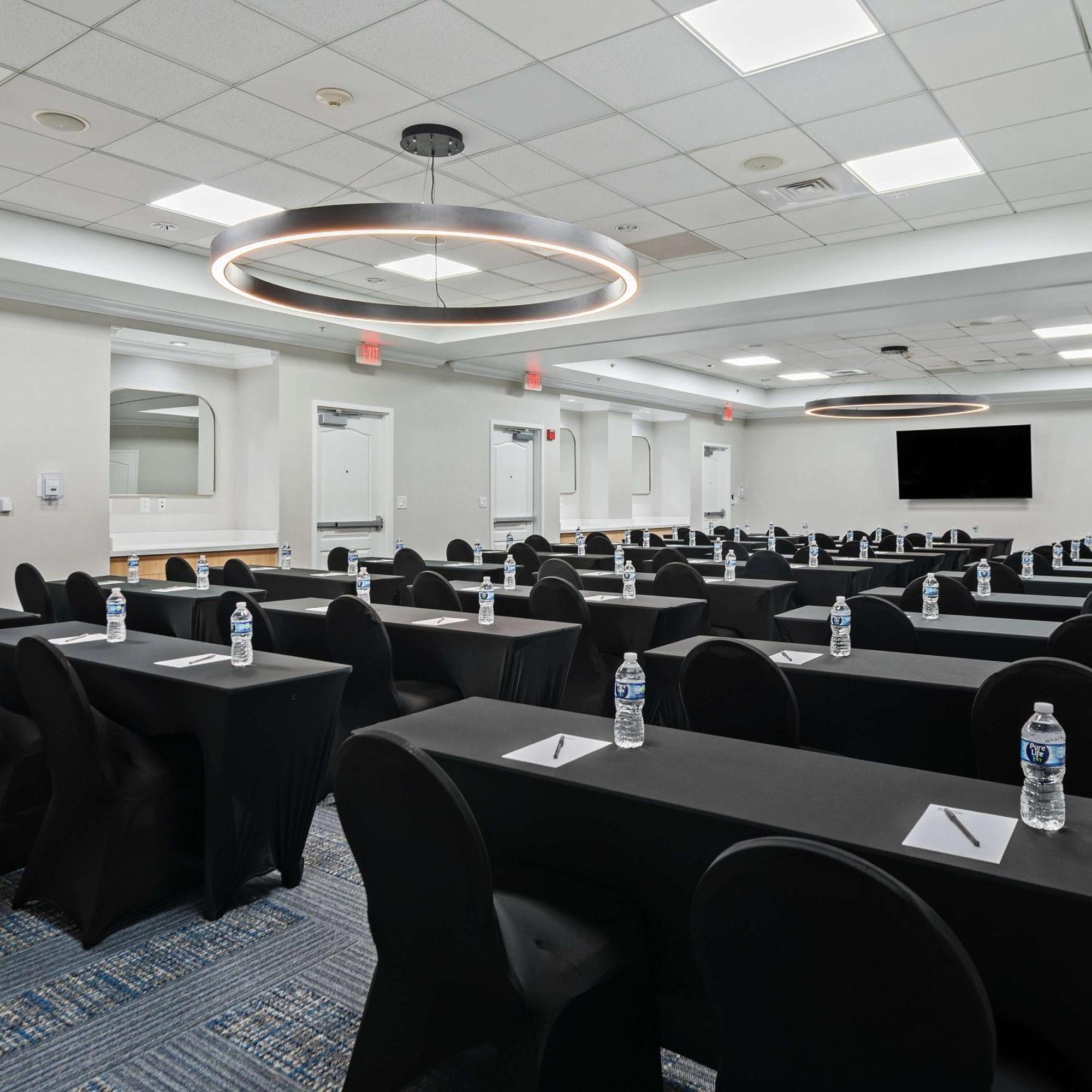 Hilton Garden Inn Ft. Lauderdale Airport-Cruise Port Dania Beach Exterior photo
